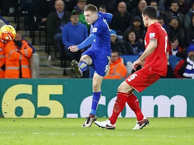 Vardy lập tuyệt phẩm, Leicester trả nợ Liverpool