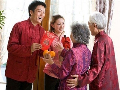 Về quê ăn tết vài ngày đi đứt năm chục triệu