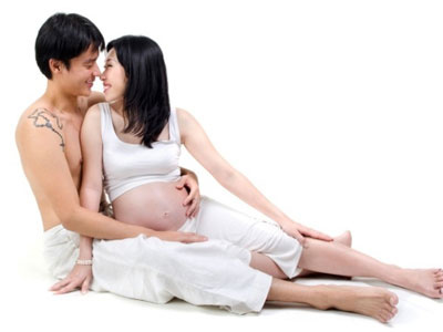"Lên đỉnh" khi mang thai có dễ dẫn đến sẩy thai không?