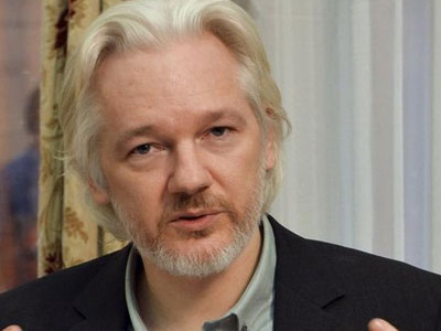 Ông chủ Wikileaks định nộp mình cho cảnh sát