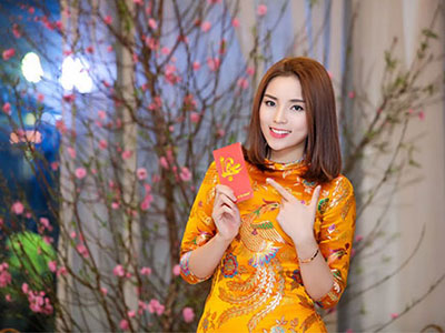 Hoa hậu Kỳ Duyên khác lạ với mái tóc cắt ngắn, nhuộm màu