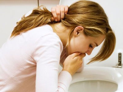 Phòng và xử trí ngộ độc ngày Tết