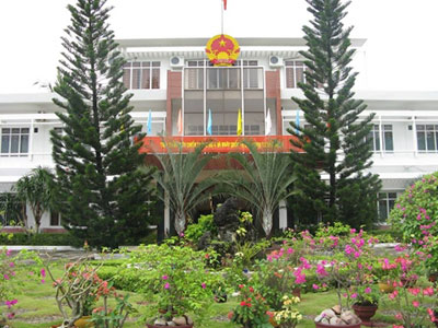 Hà Nội và TP. Hồ Chí Minh có không quá 05 Phó Chủ tịch UBND