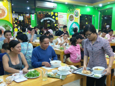 Hàng quán, dịch vụ kiếm bộn tiền ngày cận Tết