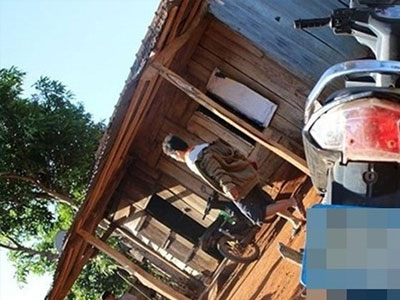 Xe máy đâm vào gốc cây, thiếu niên tử vong, bé trai bị thương nặng