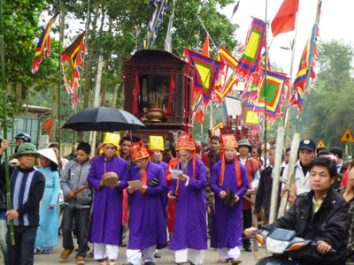 Cả làng canh bảo vật vua Hàm Nghi xuyên 3 thế kỷ