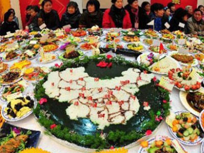 Tiệc tùng ngày Tết - Nỗi ám ảnh của người dễ tăng cân