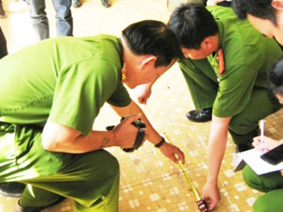 Điều tra vụ thiếu niên 16 tuổi bị sát hại