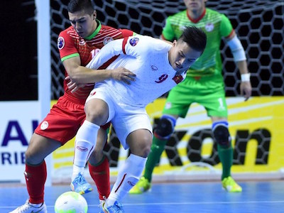 Đè bẹp Tajikistan 8-1, tuyển futsal Việt Nam vào tứ kết châu Á