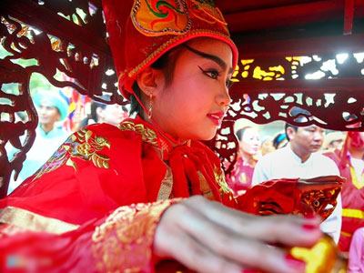 Lễ rước "Tướng bà" 12 tuổi ở hội Gióng