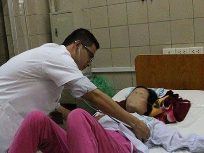Ăn trái nhà trồng, cô gái bị ngộ độc thuốc tăng trưởng