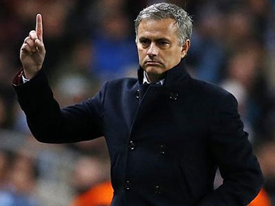 Nóng: M.U bổ nhiệm Mourinho trước đại chiến Arsenal?