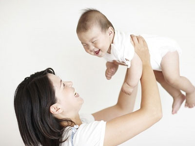 Cảnh báo: Thói quen rung lắc gây tổn thương não trẻ nhỏ nặng nề