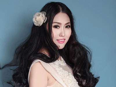 Phi Thanh Vân: "Nâng ngực không ảnh hưởng việc cho con bú"