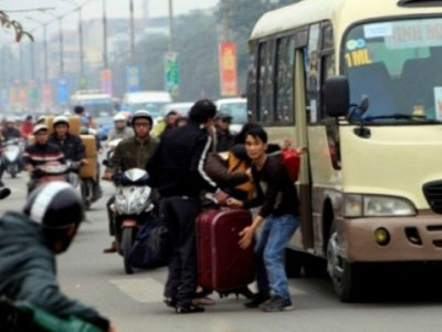 Thủ tướng yêu cầu Bộ Giao thông chấn chỉnh nạn “xe dù, bến cóc” mùa lễ hội