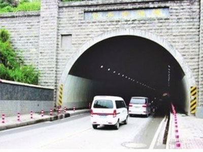 Lý giải về đường hầm bí ẩn giúp "quay ngược thời gian"
