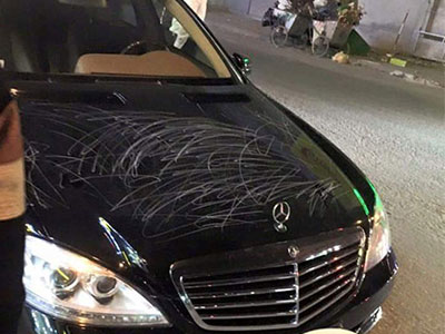 Phát điên vì "văn hóa" cào, vạch xe ở Việt Nam