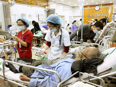 Từ 1/3, viện phí tăng: Càng khám càng... giảm tiền!