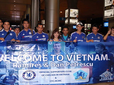 CĐV Việt Nam "săn" người cũ Chelsea bất thành