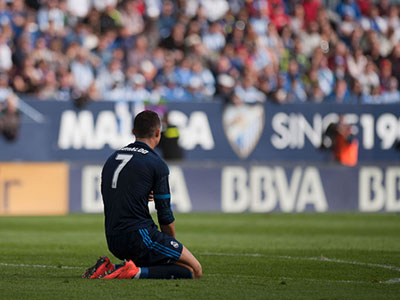 Ronaldo đá hỏng phạt đền, Real mất điểm trước Malaga
