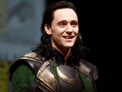 "Loki" Tom Hiddleston: "Không còn hối tiếc với Việt Nam"