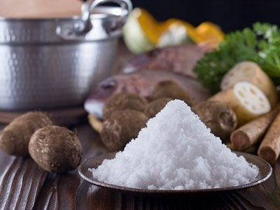 Rước bệnh hiểm vì thói quen ăn mặn