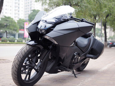 "Siêu xe tay ga" Honda NM4-02 bản 2016 xuất hiện tại Hà Nội