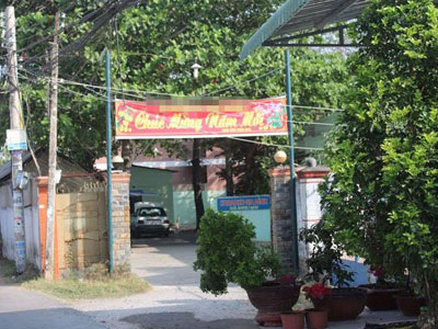 Đang hát karaoke đòi về, 1 thanh niên bị đâm chết