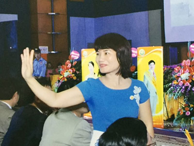 Chủ tiệm gội đầu làm phó tổng giám đốc Liên kết Việt
