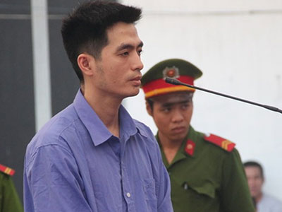 Y án chung thân người đàn ông giết vợ, nhấn nước con