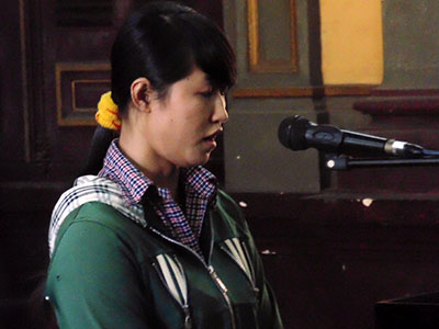 Bị bạo hành, vợ cầm dao đâm chết chồng
