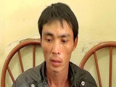 Ghen tuông đâm vợ 18 nhát dao, tự vẫn nhưng sợ đau