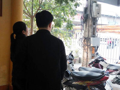 Bị chồng đay nghiến, người phụ nữ lên cầu Thăng Long định tự tử