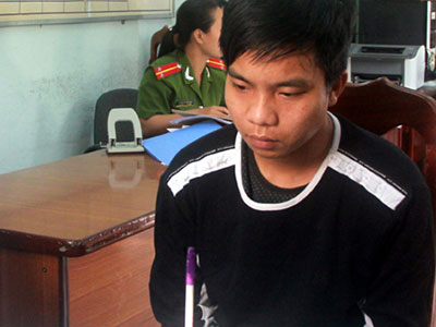 Đối mặt án 7 năm tù vì trộm 3 con chim của giám đốc sở