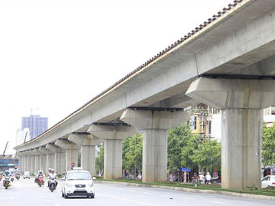 Hà Nội lần đầu tuyển người vận hành đường sắt trên cao