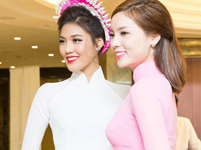 “Thảm họa áo dài": Phạt nặng hay nương tay?