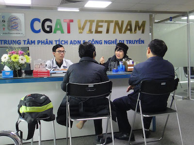 Cô gái câm điếc xin sửa kết quả ADN để cưới con sếp