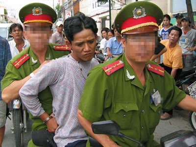 "Cú đấm thép" của Công an TP.HCM
