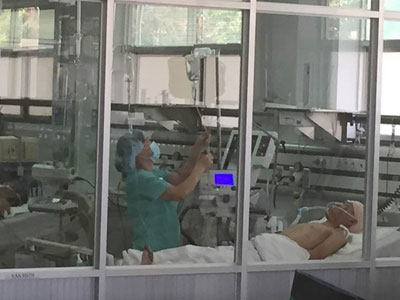 Bàn tay của nạn nhân bị giang hồ chém đứt không nối lại được