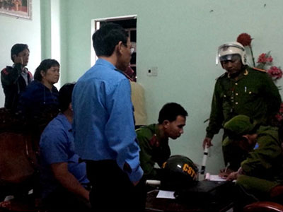 Kiểm điểm thanh tra giao thông mắng "dân là dân gian”