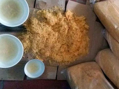 Kinh hoàng ruốc siêu bẩn, siêu rẻ, để vài năm không hỏng làm từ gà chết