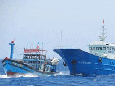 Tàu cá bị đâm chìm, 5 ngư dân vẫn mất tích trên biển Hoàng Sa