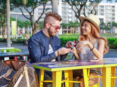 Trang Pháp xinh đẹp rạng rỡ dù đang bệnh tim