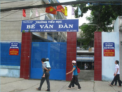 4 em học sinh tiểu học ở Hà Nội "mất tích" sau khi lên xe buýt