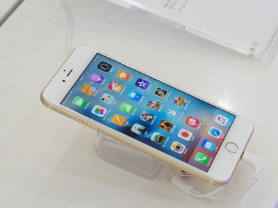 Giá iPhone 6S của MobiFone đắt hay rẻ?