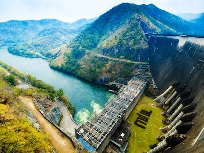 Đừng vội nghĩ cách chống "bom nước” Trung Quốc rơi vào đầu