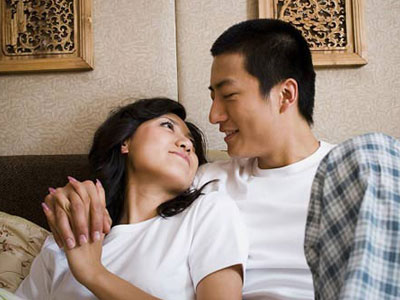 Bật khóc khi nhìn thấy bát cơm đang ăn dở của vợ