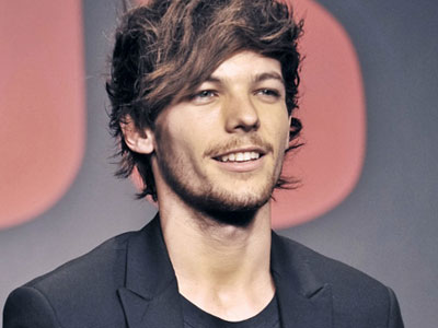 Ca sĩ nhóm One Direction quyên tiền giúp du khách gặp nạn ở Việt Nam