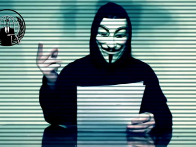 Anonymos tuyên bố chiến tranh toàn diện với Donald Trump
