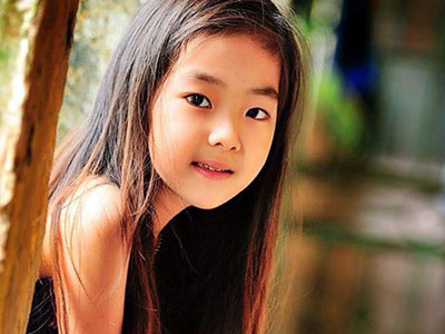 Bé gái Hải Dương 7 tuổi cao 1m42 đúng chuẩn “hoa hậu"